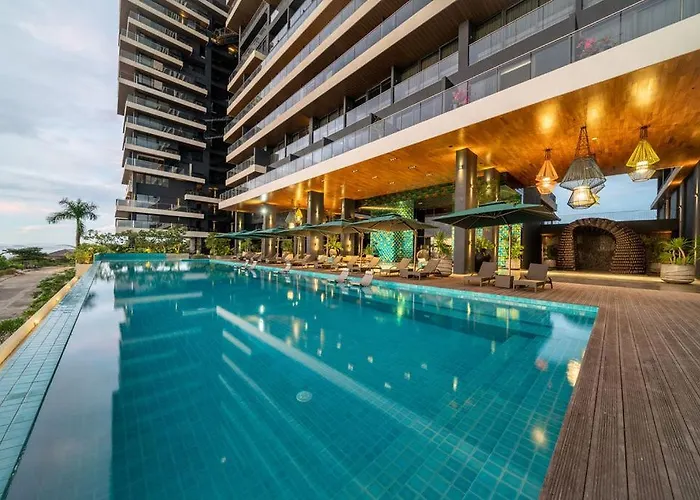 The Reef Island Mactan, Cebu Resort 5*